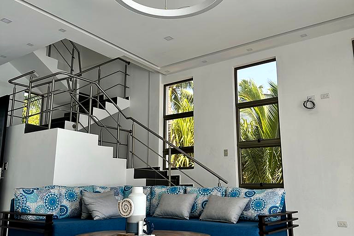 Luxury Beachfront Villa- Costa del Sol - 2