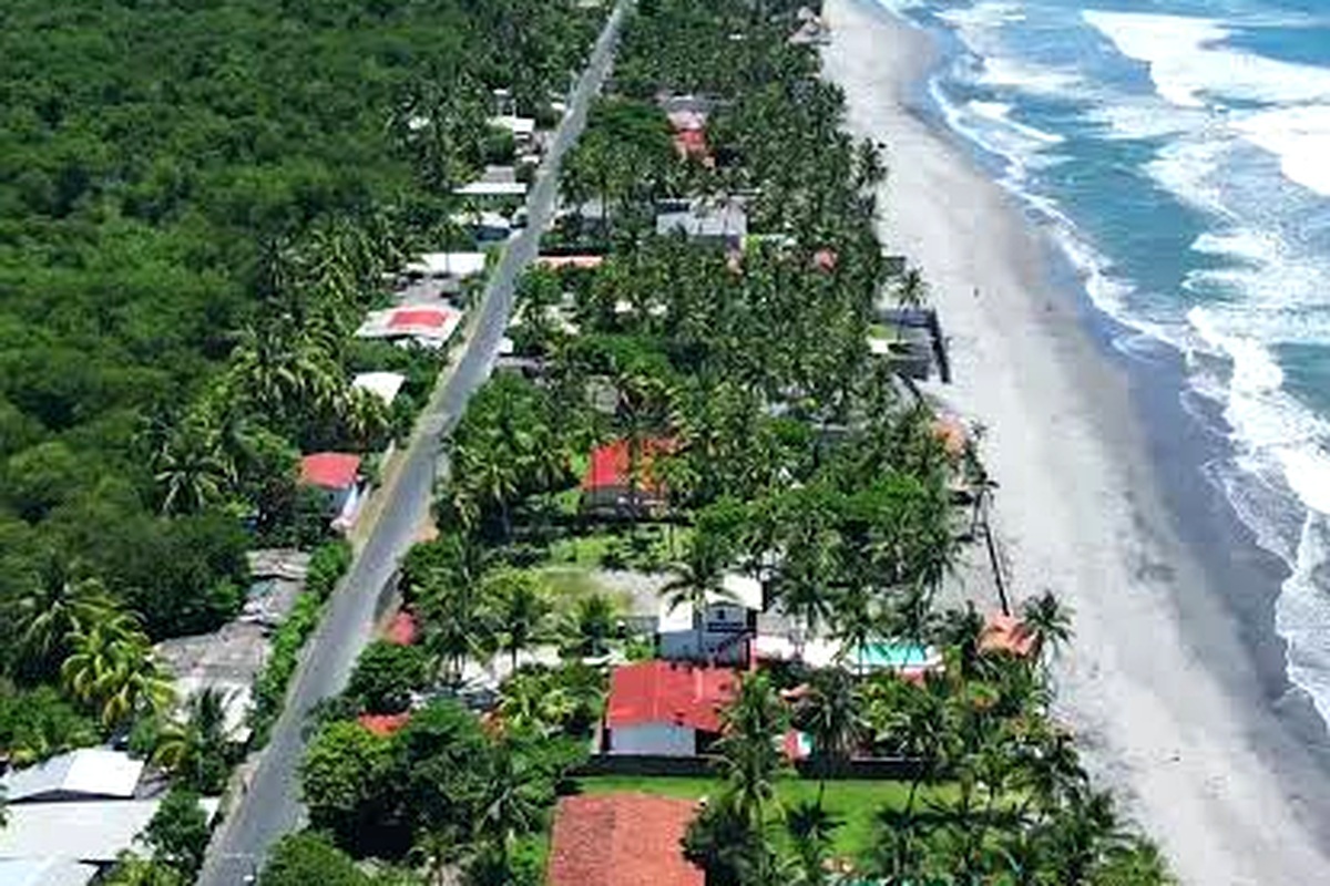 Playa El Pimental, El Salvador