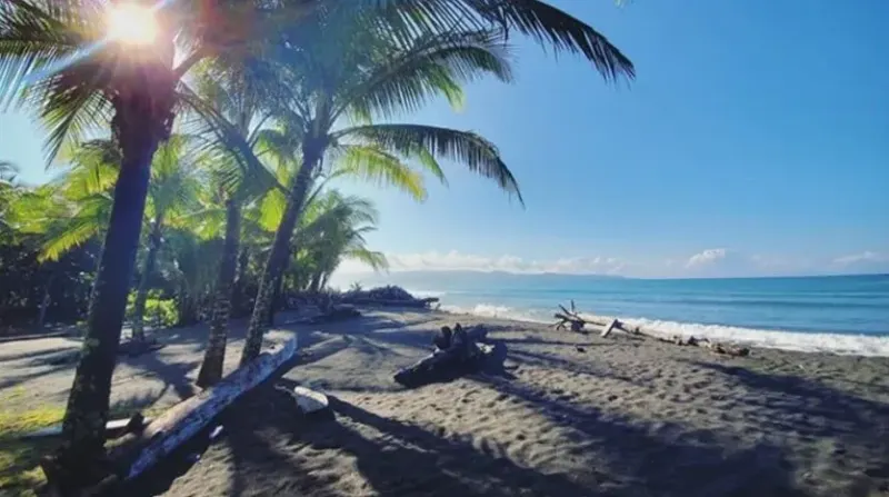 Titled Playa Zancudo Villa for Sale thumbnail 8