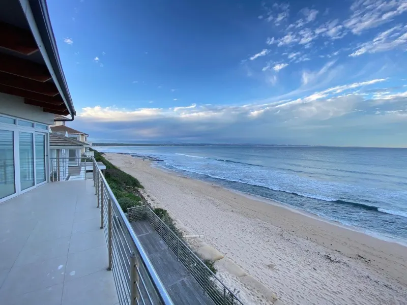 5 Bedroom On the Sand at Jeffreys Bay thumbnail 6