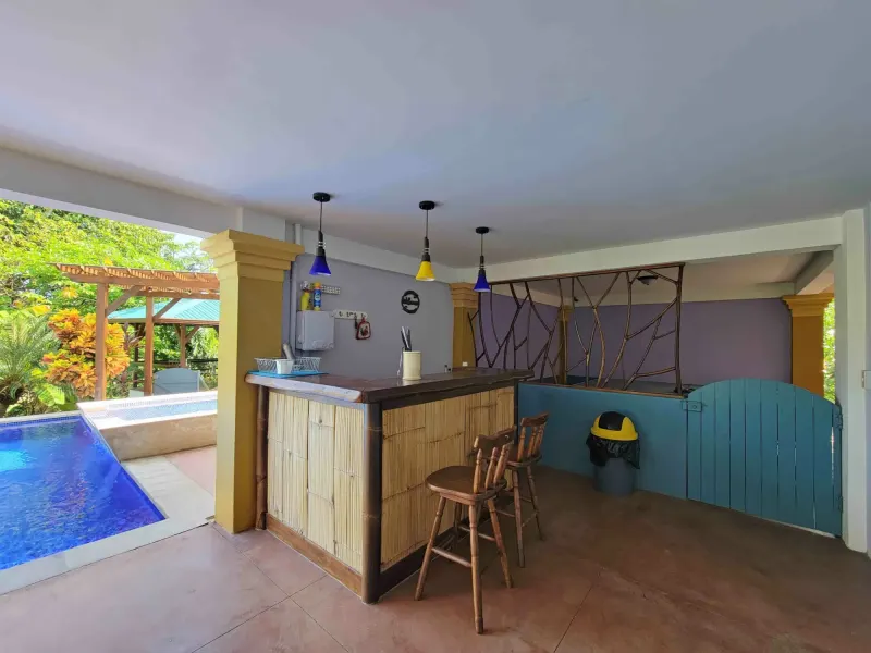 Pilon Villa with 3 Rentals and River thumbnail 7