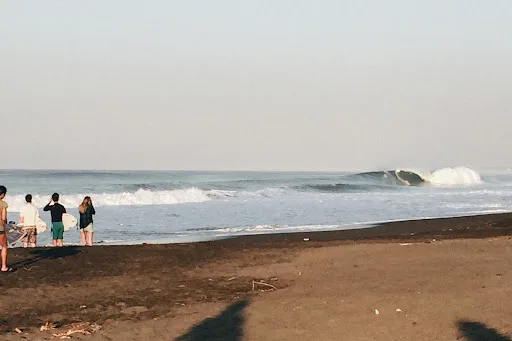 Luxurious Surf Resort In Pascuales thumbnail 6