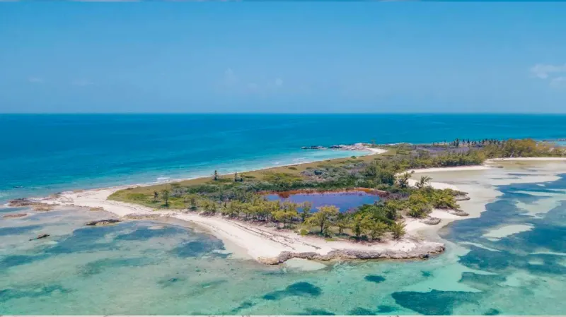 Hawks Nest Cay Private Island thumbnail 8
