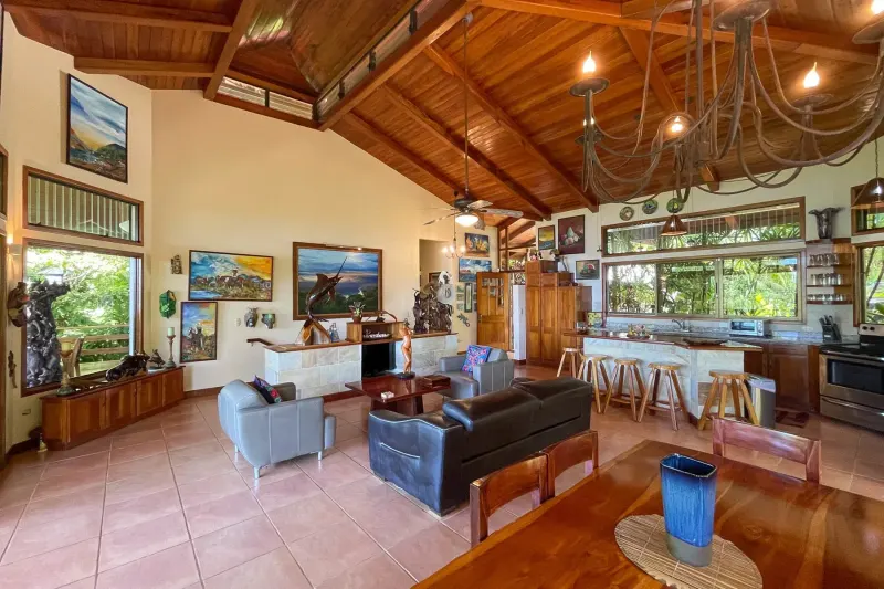 Estate Property with Two 3 bedroom Homes Each with a Pool - 5