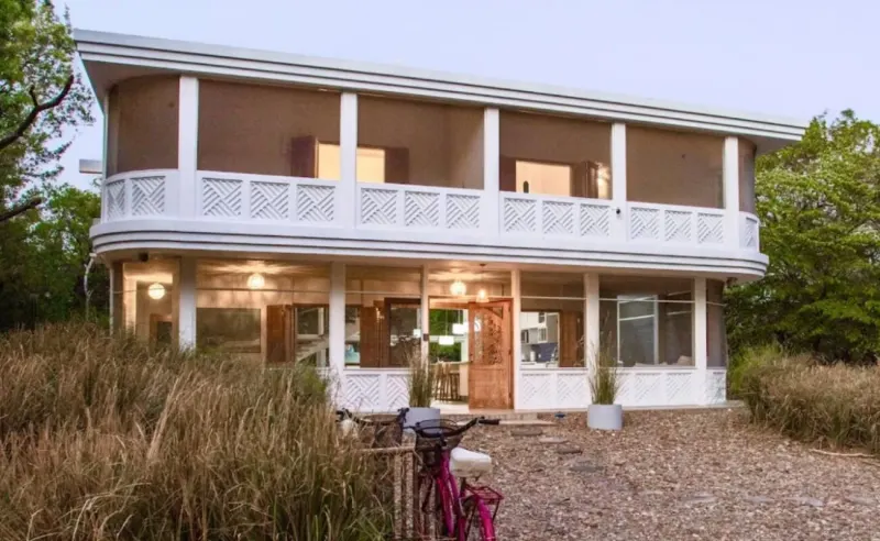The Beach House J10 – Hacienda Iguana