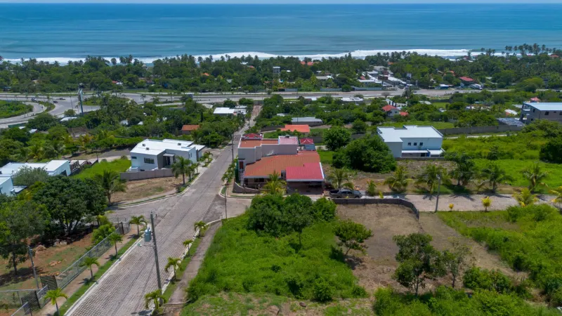 Lot in Residential El Mirador – El Salvador thumbnail 1