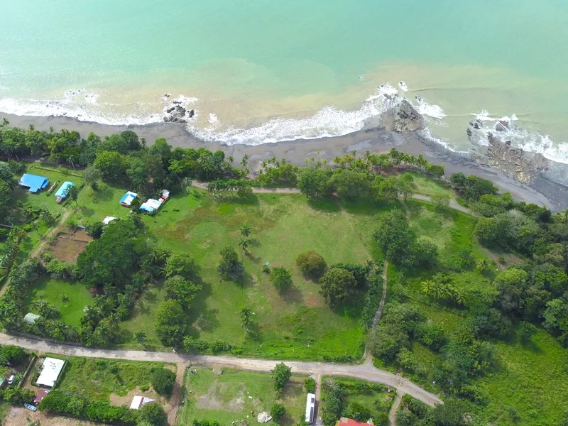 Pavones Beachfront Property thumbnail 8