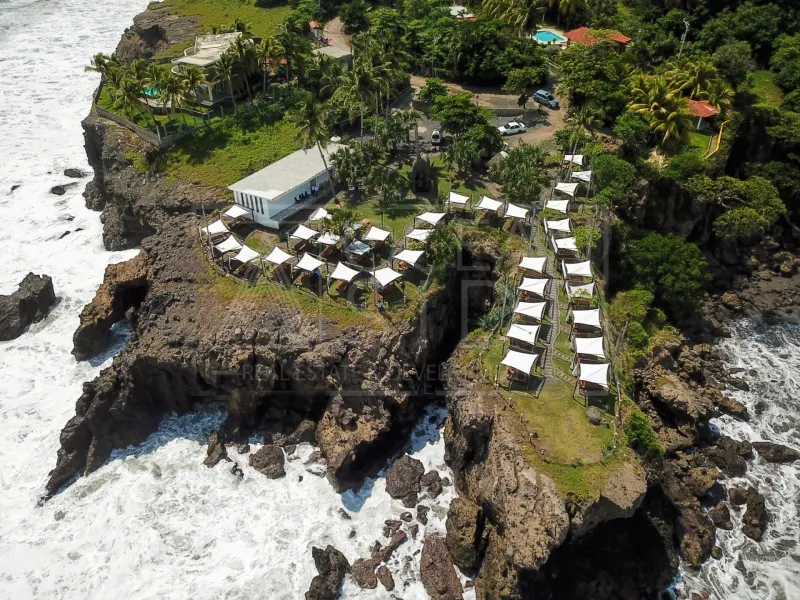 El Palmarcito Ocean Front Cliff Property thumbnail 1