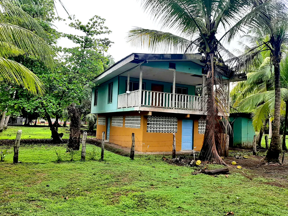 Playa Zancudo, Costa Rica