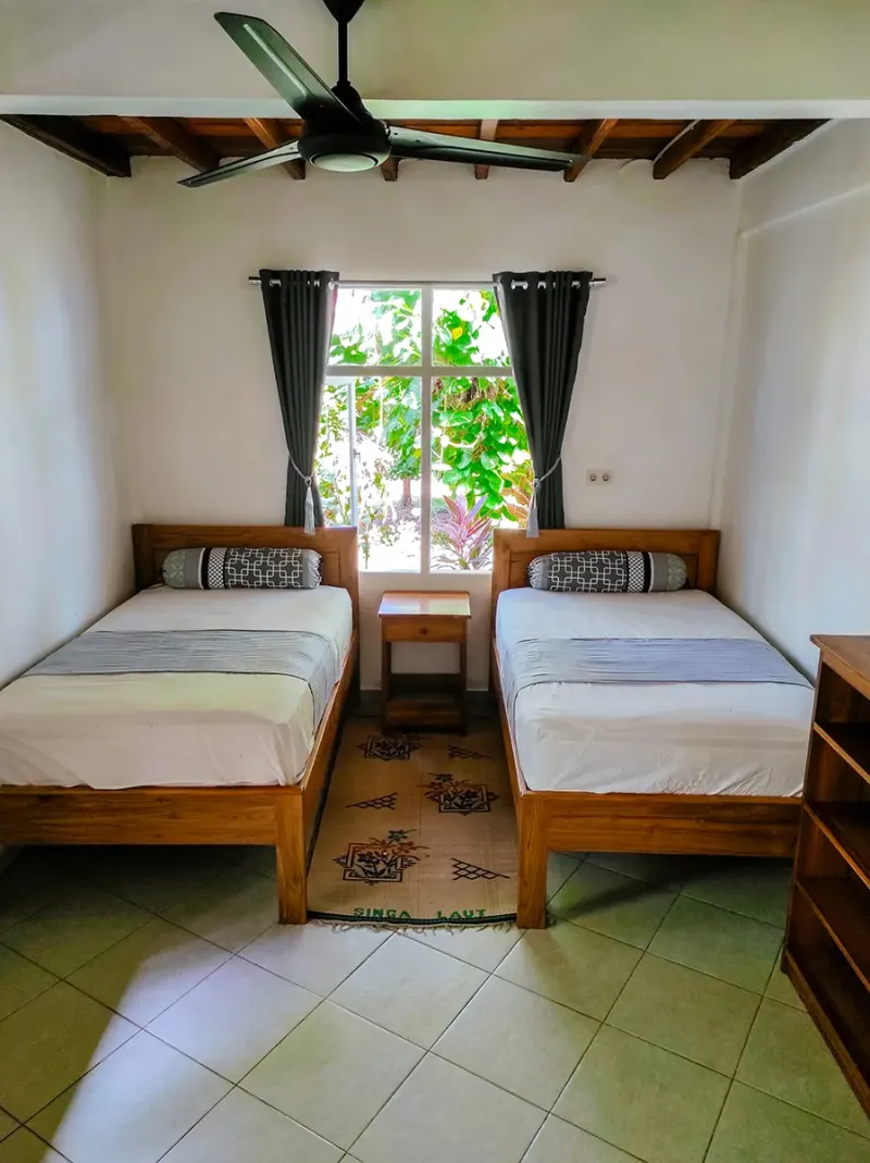 Villa Ginny • Krui Surf House for Sale thumbnail 6
