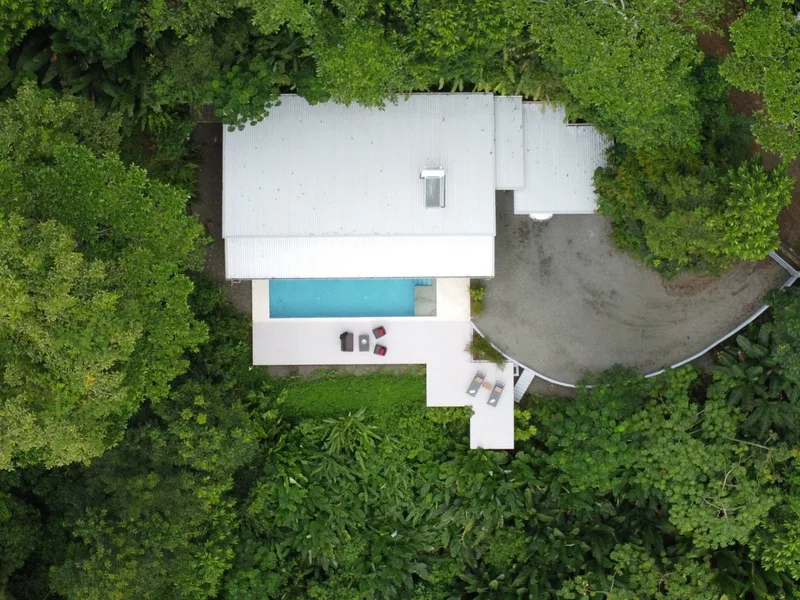 2 BR Whales Tail View House - 5