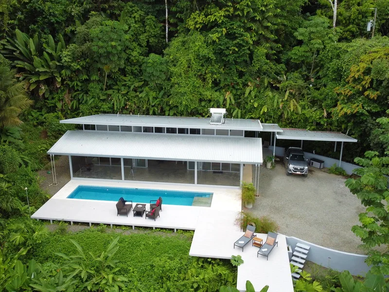 2 BR Whales Tail View House - 4