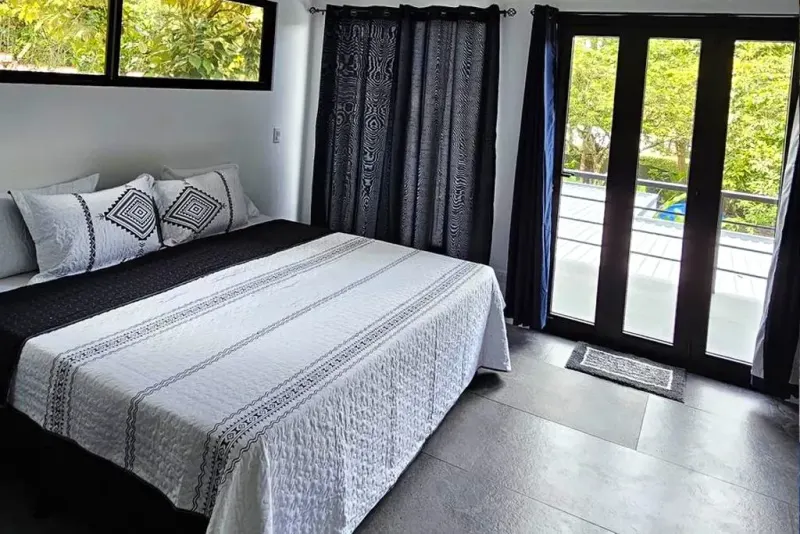 Pavones Point Luxury Surf Villa thumbnail 8