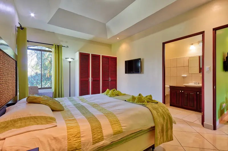 Las Brisas Resort & Villas (SOLD) thumbnail 8