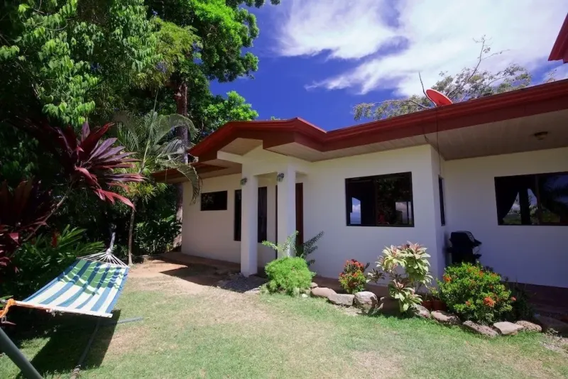 Casa Madera Pool Home thumbnail 1