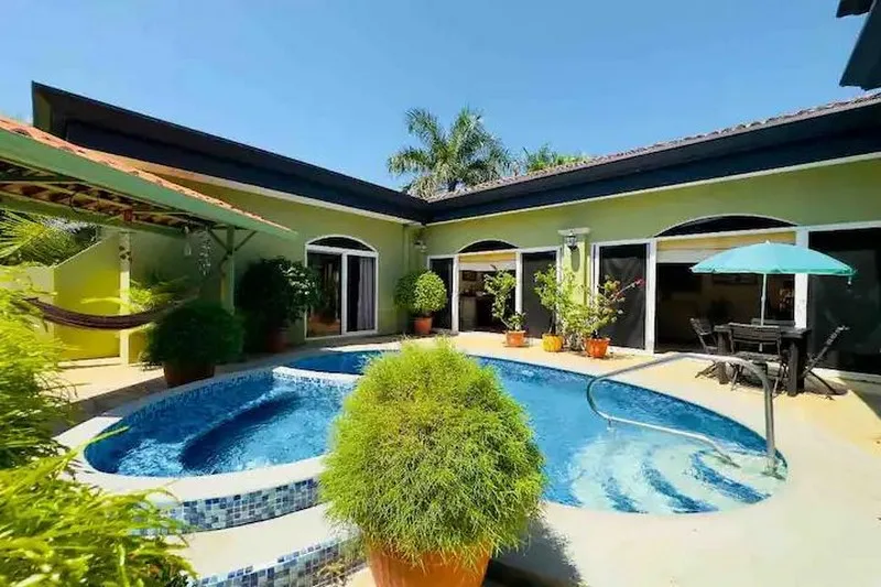 Casa Lillia Pool Beach House in Bejuco - 5
