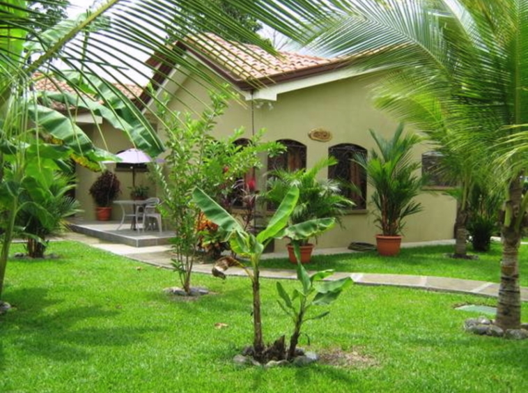 las-brisas-resort-and-villas