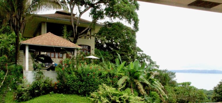 pavones-yoga-center-villa