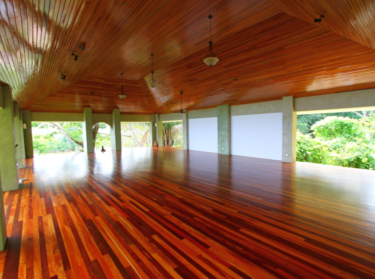 pavones-yoga-center-yoga-deck