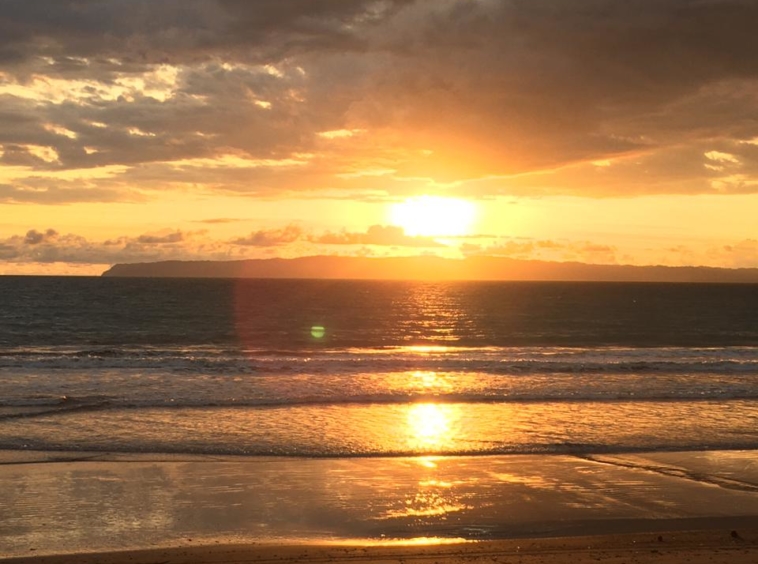 Olas-bravas-zancudo-sunset