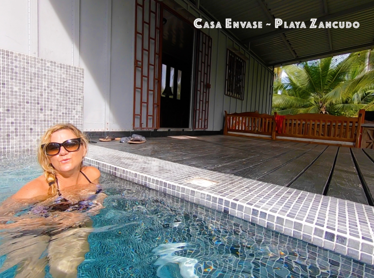 casa-envase-zancudo-liz-pool