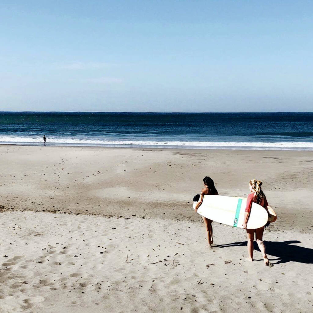 casitas-pacific-guasacate-nicaragua-surfer-girls