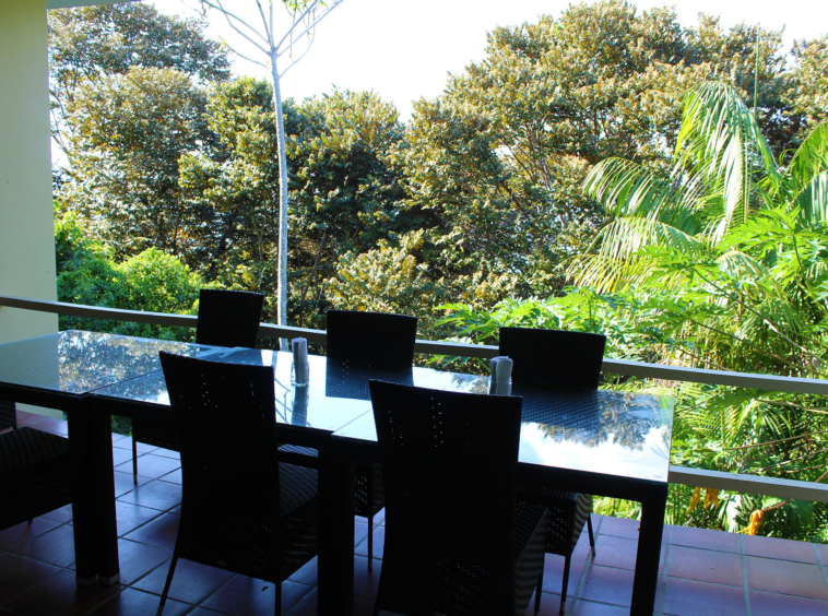 pavones-yoga-center-for-sale