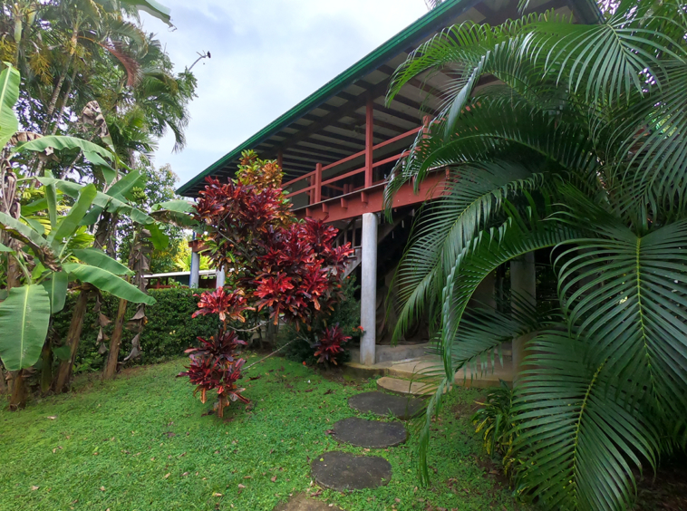 pilon-jungle-house-costa-rica