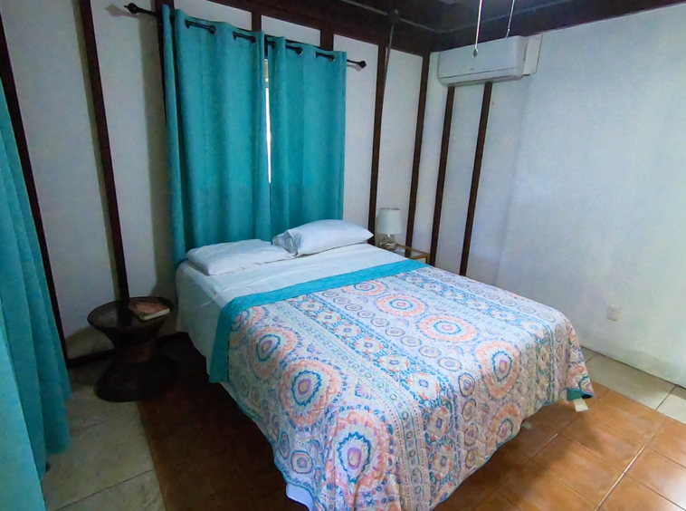 pilon-point-jungle-house-pavones-costa-rica