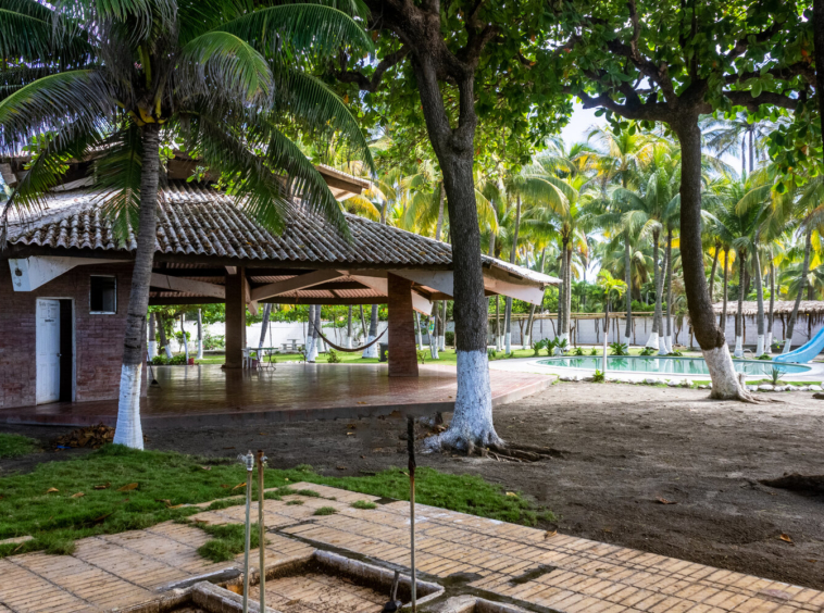 ocean-front-ranch-playa-san-diego-el-salvador