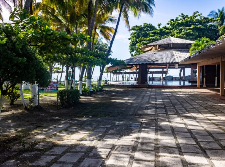 ocean-front-ranch-playa-san-diego-el-salvador