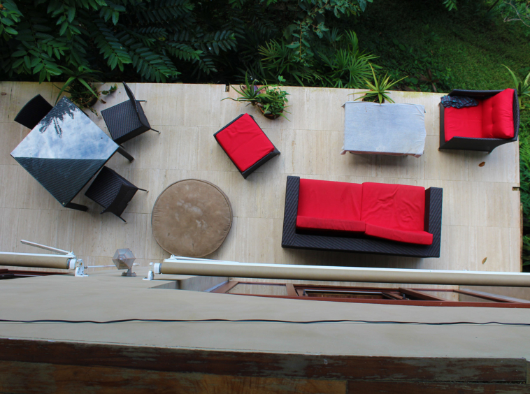pavones-yoga-center-lounge