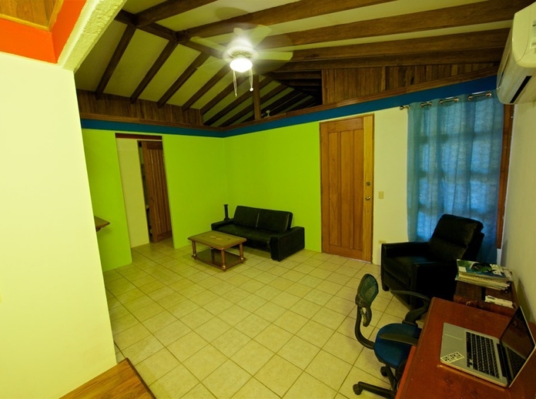 pavones_surf_camp_for_sale