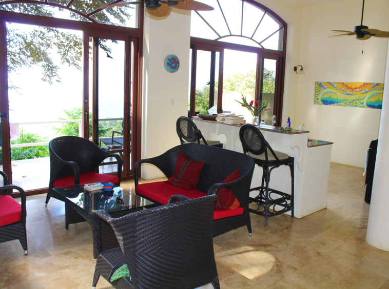 pavones-yoga-center-for-sale