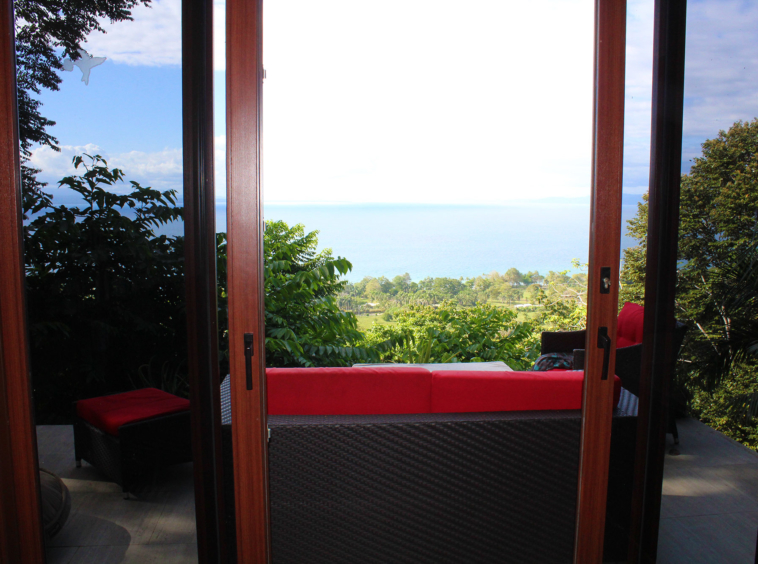 pavones-yoga-center-for-sale
