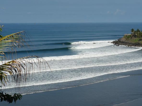 punta-mango-las-flores-el-salvador