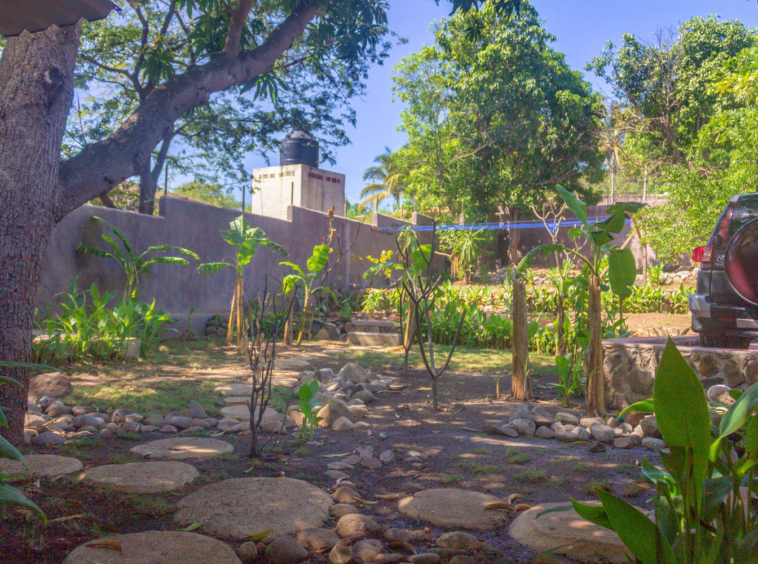 mizata-point-surf-house-for-sale
