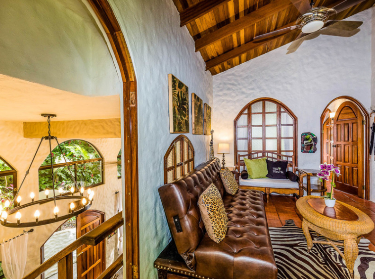 casa-mono-titi-manuel-antonio