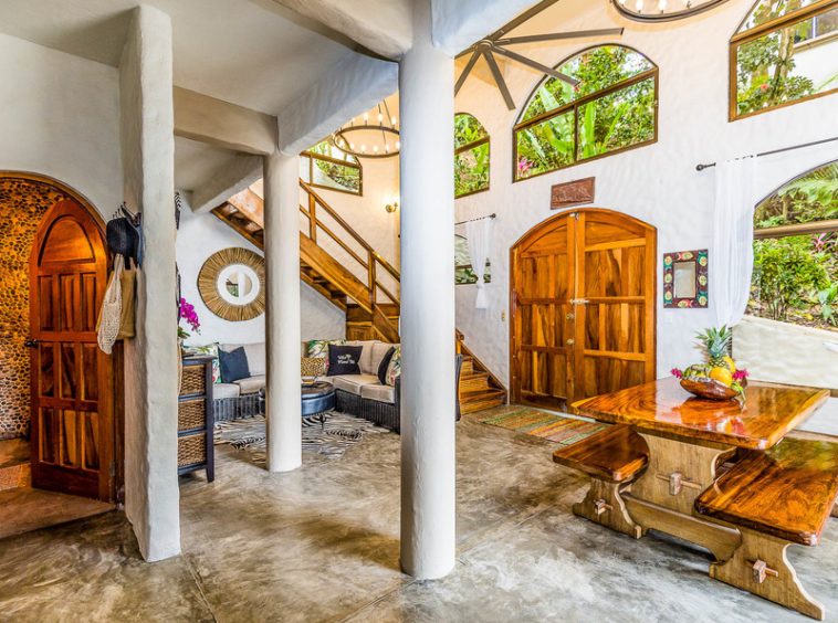 casa-mono-titi-manuel-antonio