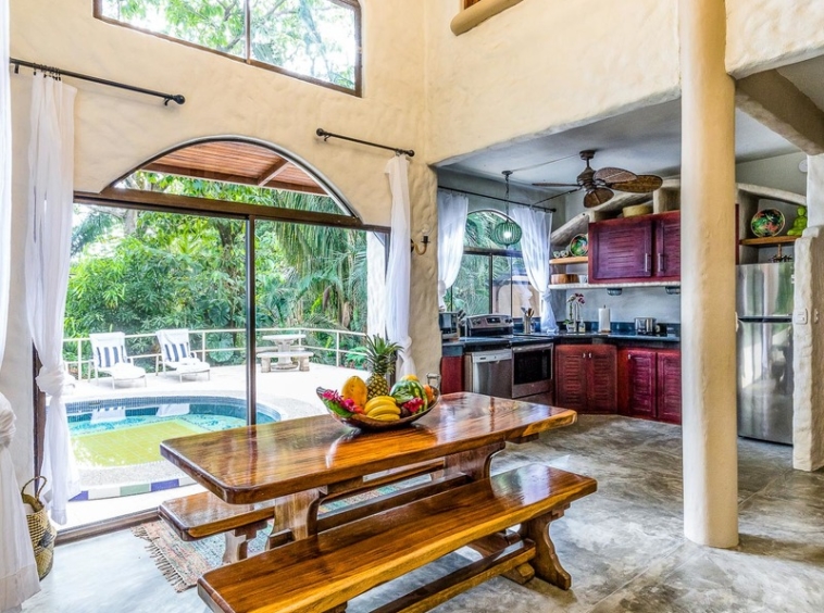 casa-mono-titi-manuel-antonio