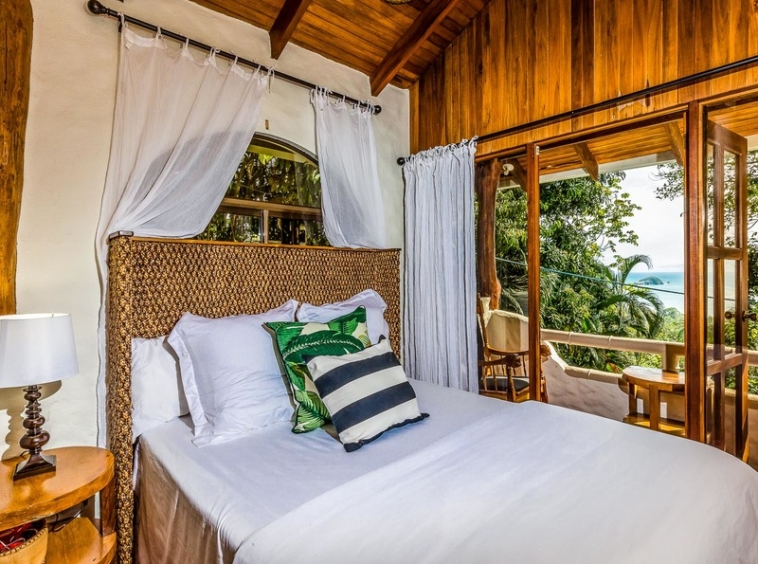 casa-mono-titi-manuel-antonio