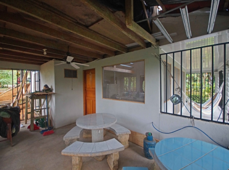 casa-de-los-cielos-cuervito-pavones