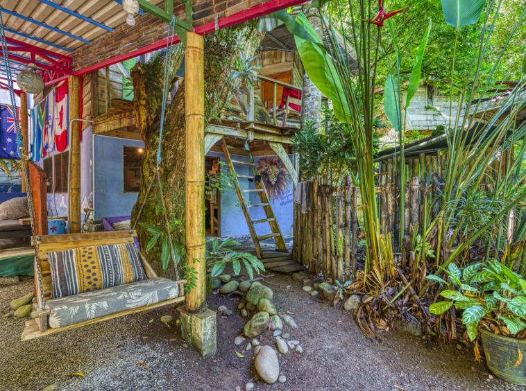 Flutterby House Turn Key Business walking distance to the Beach