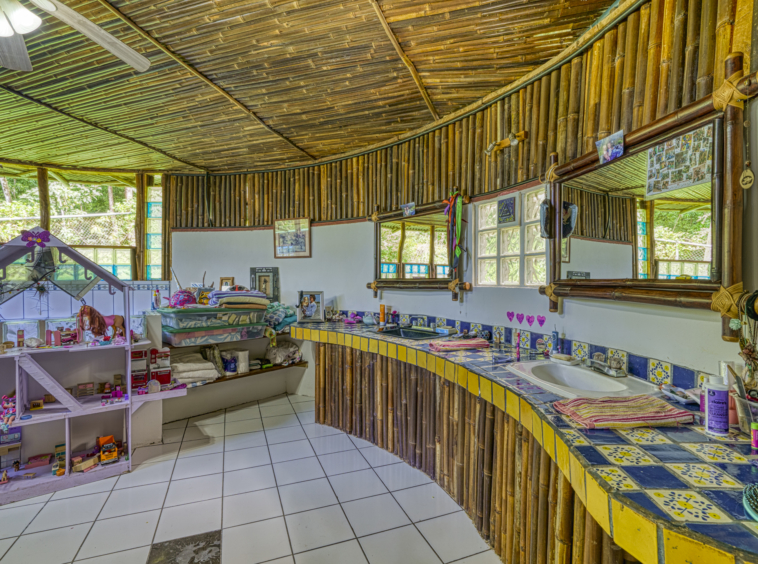 liquid-magic-surf-resort-uvita-costa-rica