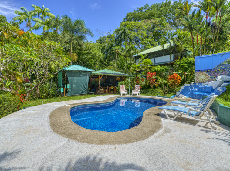 liquid-magic-surf-resort-uvita-costa-rica