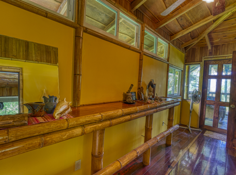 liquid-magic-surf-resort-uvita-costa-rica