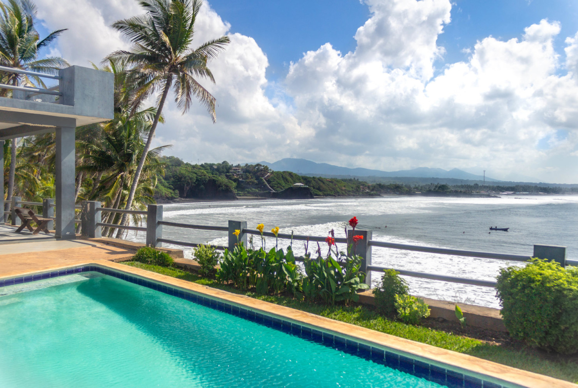 las-flores-el-salvador-cliff-resort