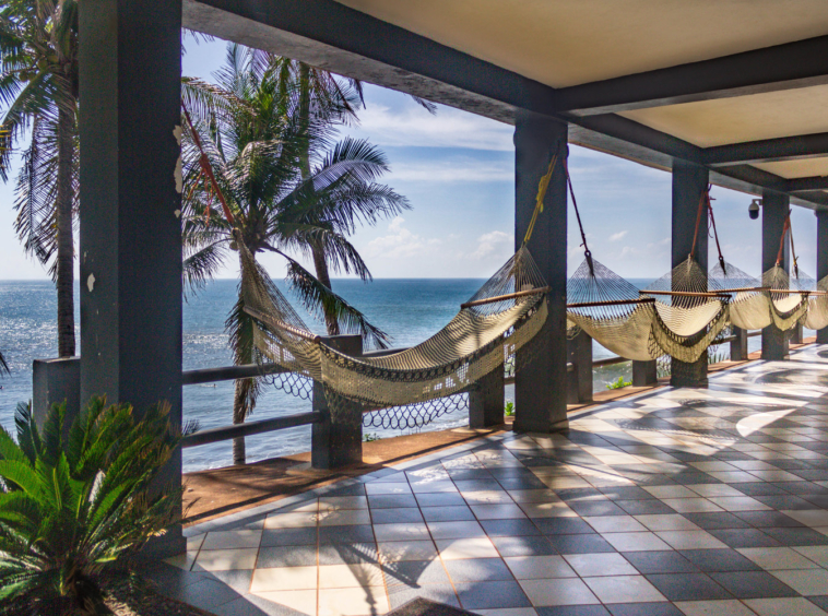 las-flores-el-salvador-cliff-resort