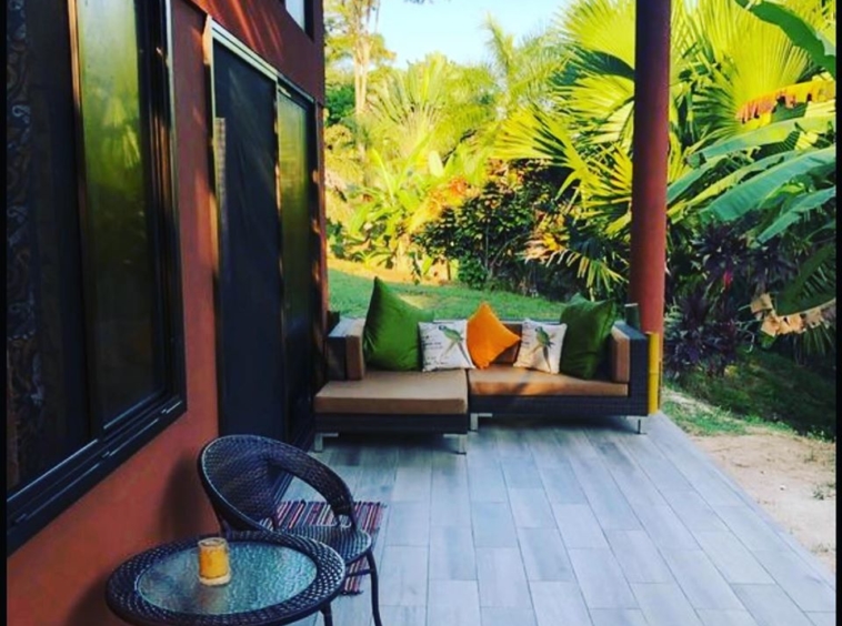 pavones-jungalow-coconut-shakk-costa-rica