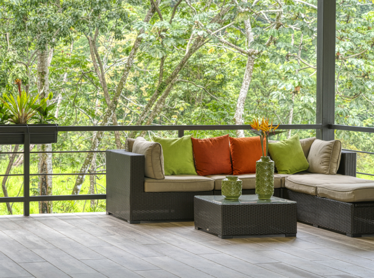 spectacular-surf-yoga-retreat-center-uvita
